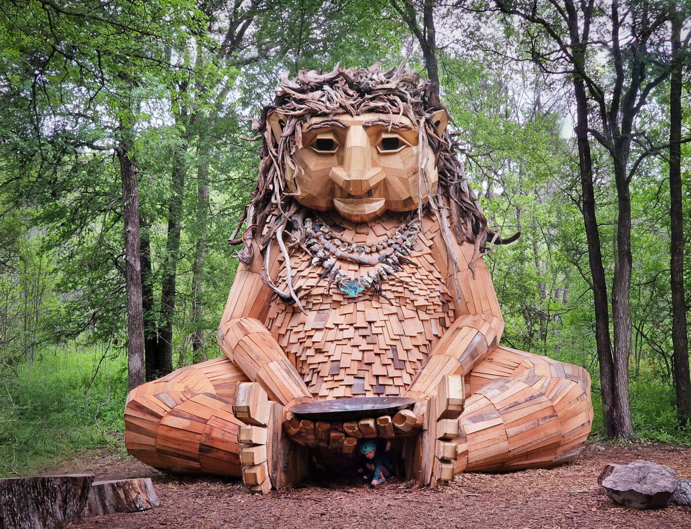 Malin's Fountain — Trolls