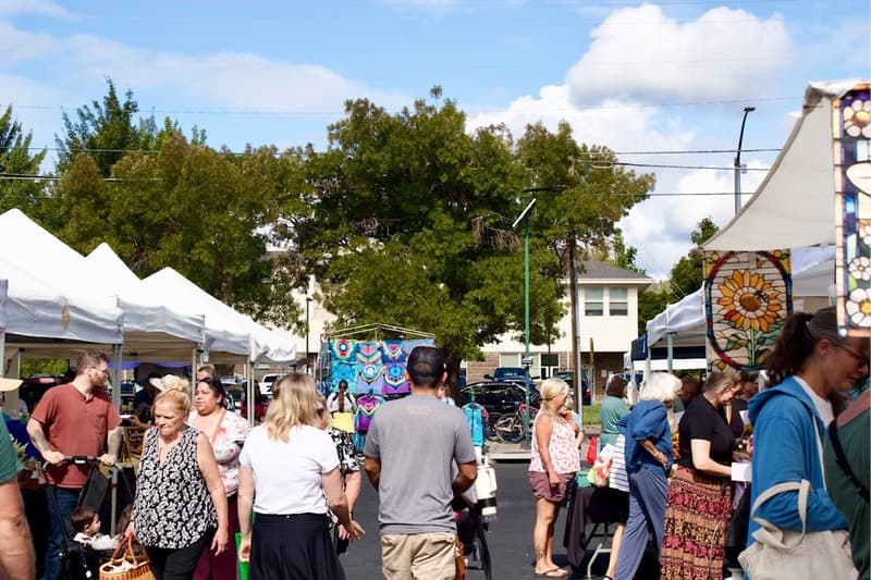 Grants Pass Saturday Market — Market