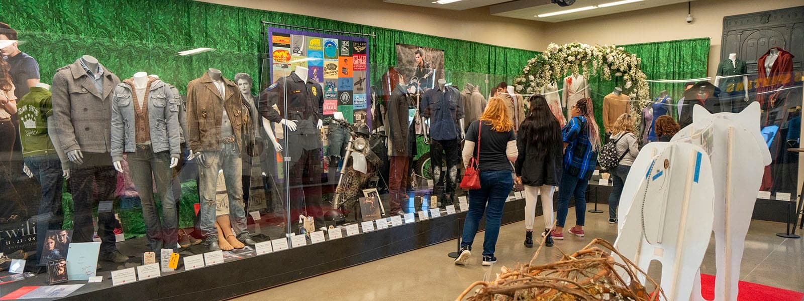 Forever Twilight in Forks Collection — Free museum days