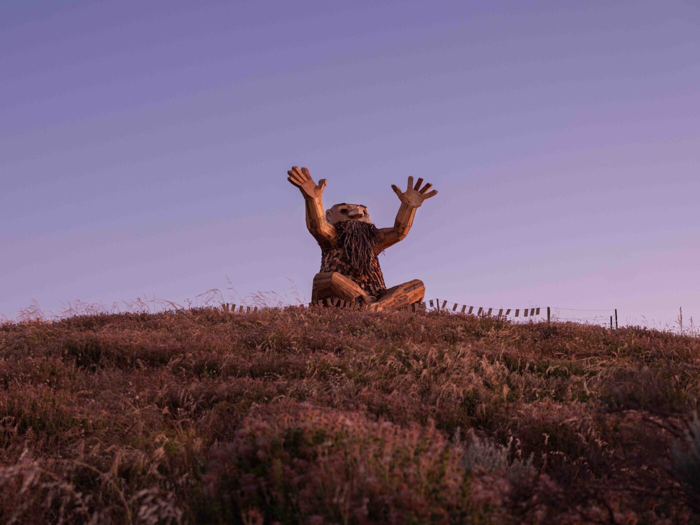 Santi Ikto — Trolls